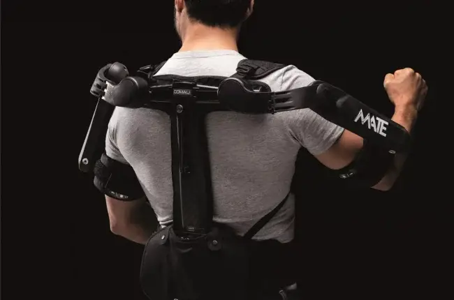 Comau exoscheleton producer